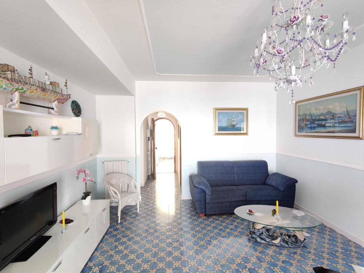 Appartamento Casa La Scogliera Praiano Esterno foto