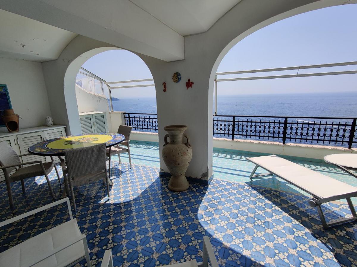 Appartamento Casa La Scogliera Praiano Esterno foto