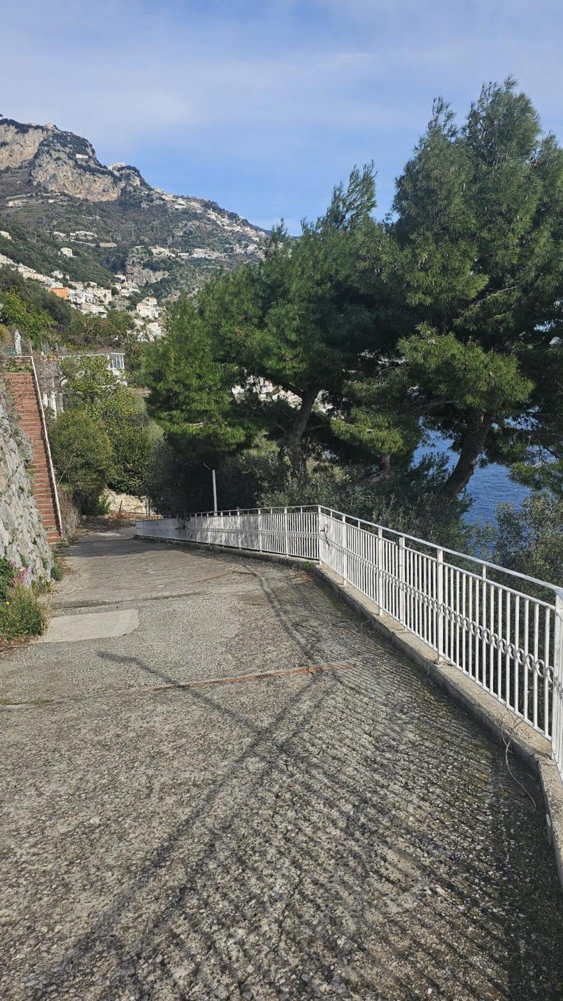 Appartamento Casa La Scogliera Praiano Esterno foto