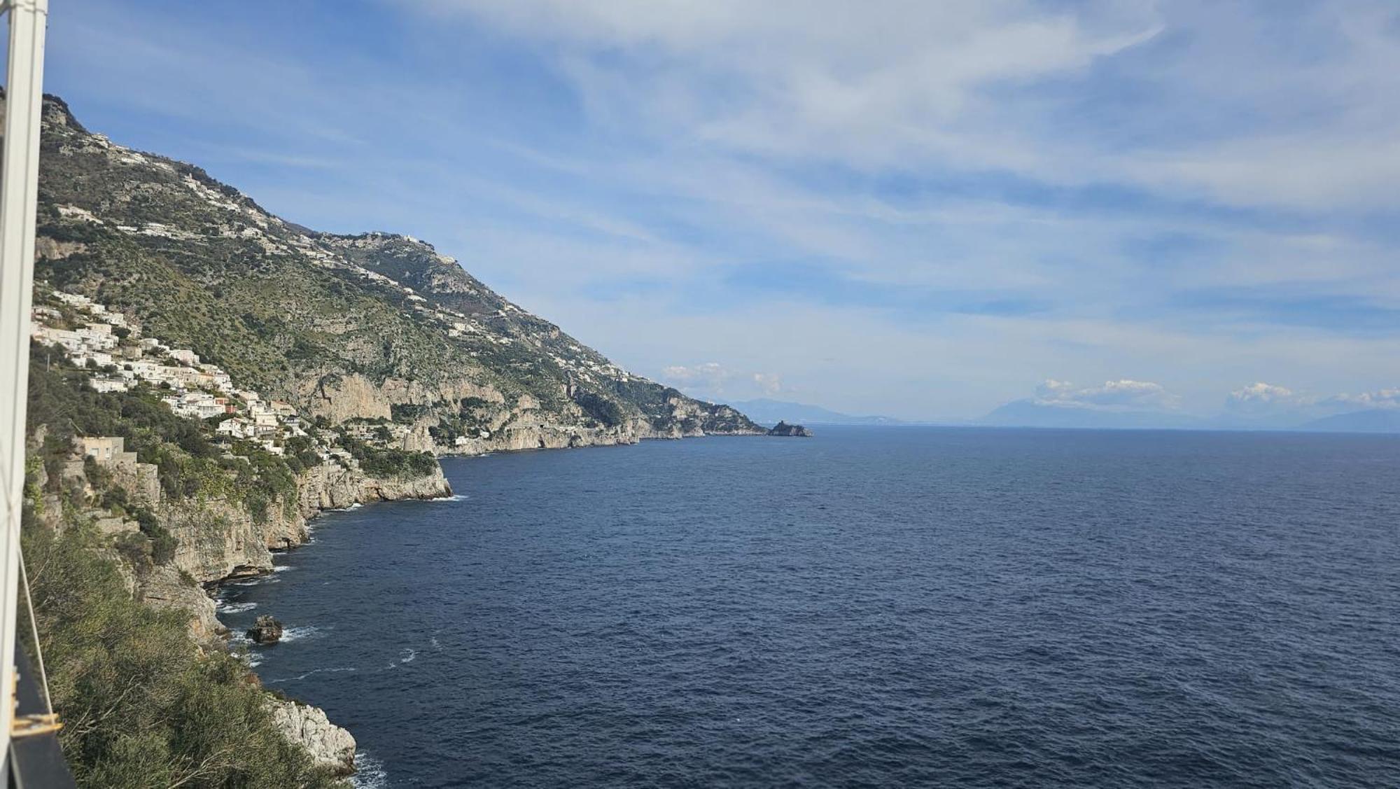 Appartamento Casa La Scogliera Praiano Esterno foto